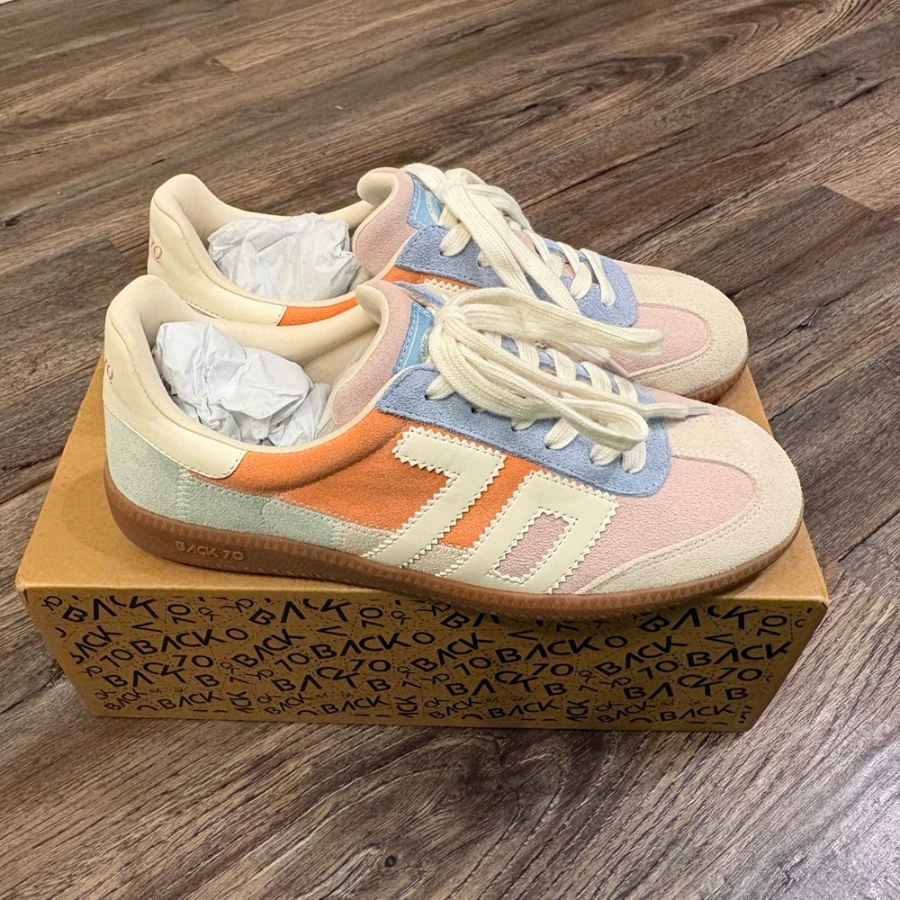 Stylish Multicolor Women's Sneakers - Picture 4 of 11